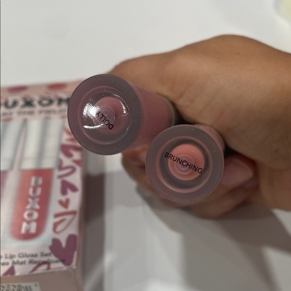 Buxom Play The Field Lip Gloss Set - Pink and Red - Picture 2 of 5